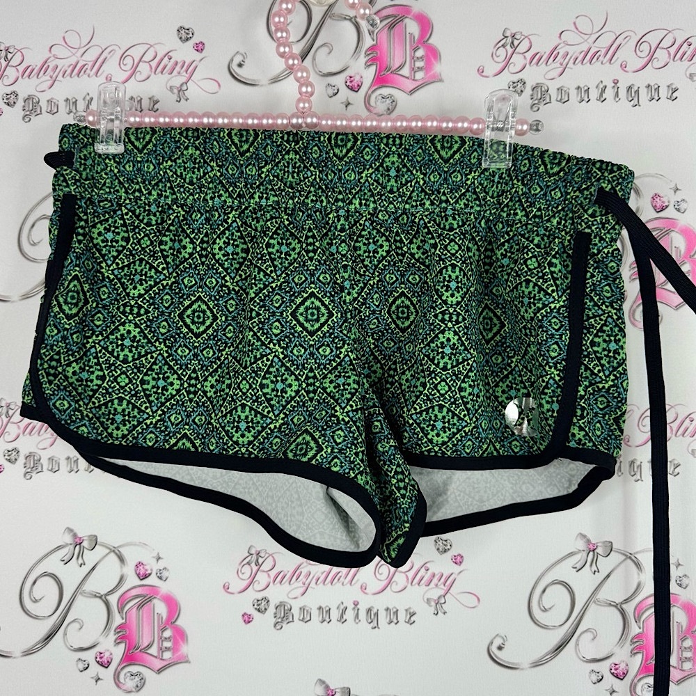Hurley shorts paisley boho silver logo Green Patterned Shorts with Black Trim
